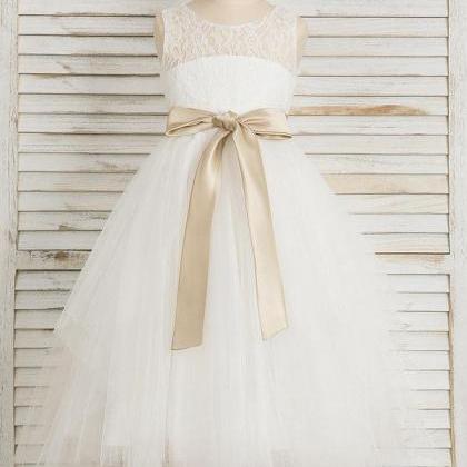 Ivory A-line Scoop Tea-length Lace/satin/tulle..