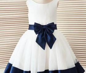Ball-Gown/Princess Tulle Knee-length Flower Girl Dress